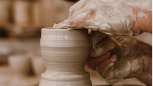 Read more about the article Māla trauku izgatavošana